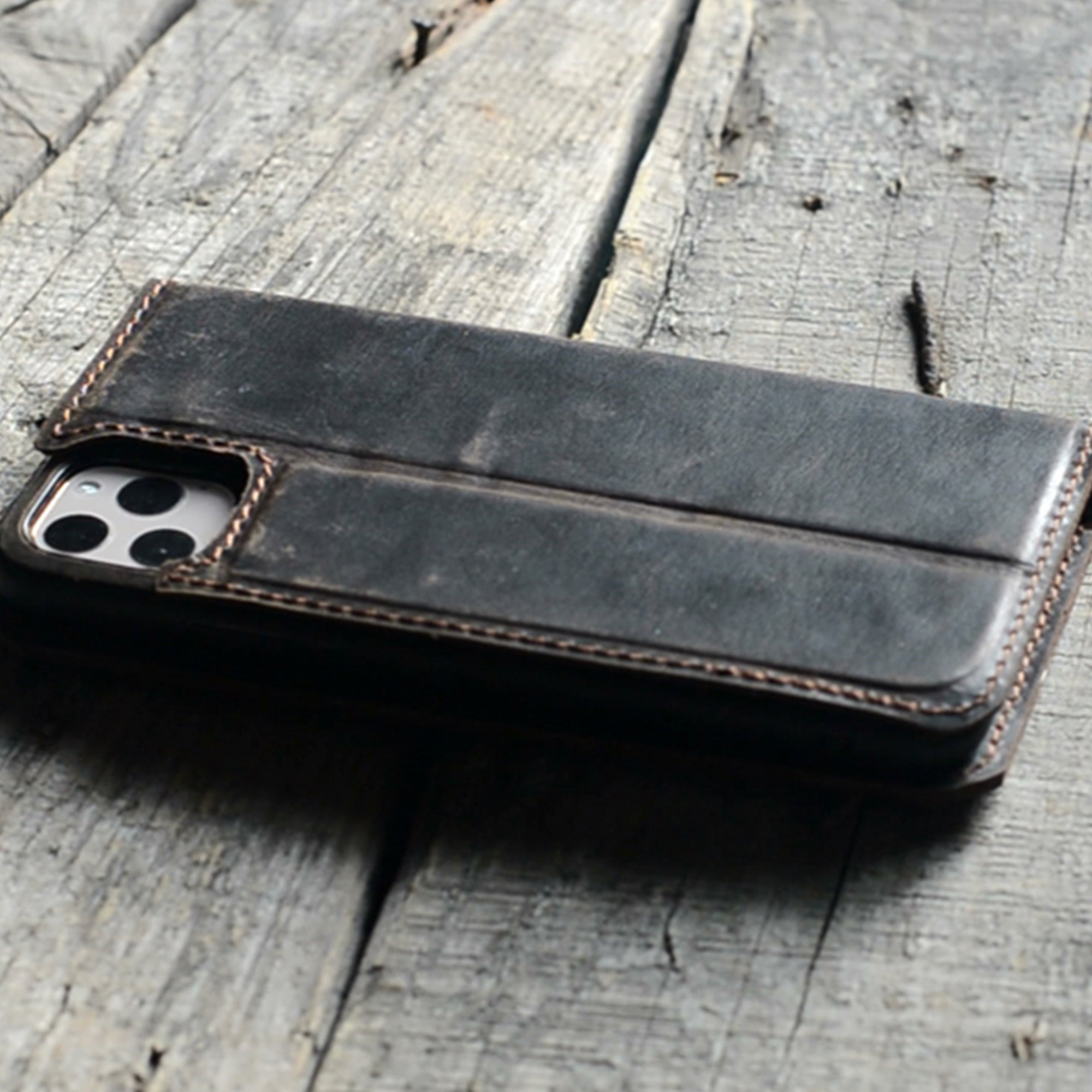 JJNUSA Bifold Wallet Men's Minimalist Card Holder Distressed Leather Wallet | Brown